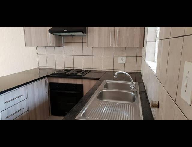 3 BEDROOM PROPERTY TO RENT IN VORNA VALLEY
